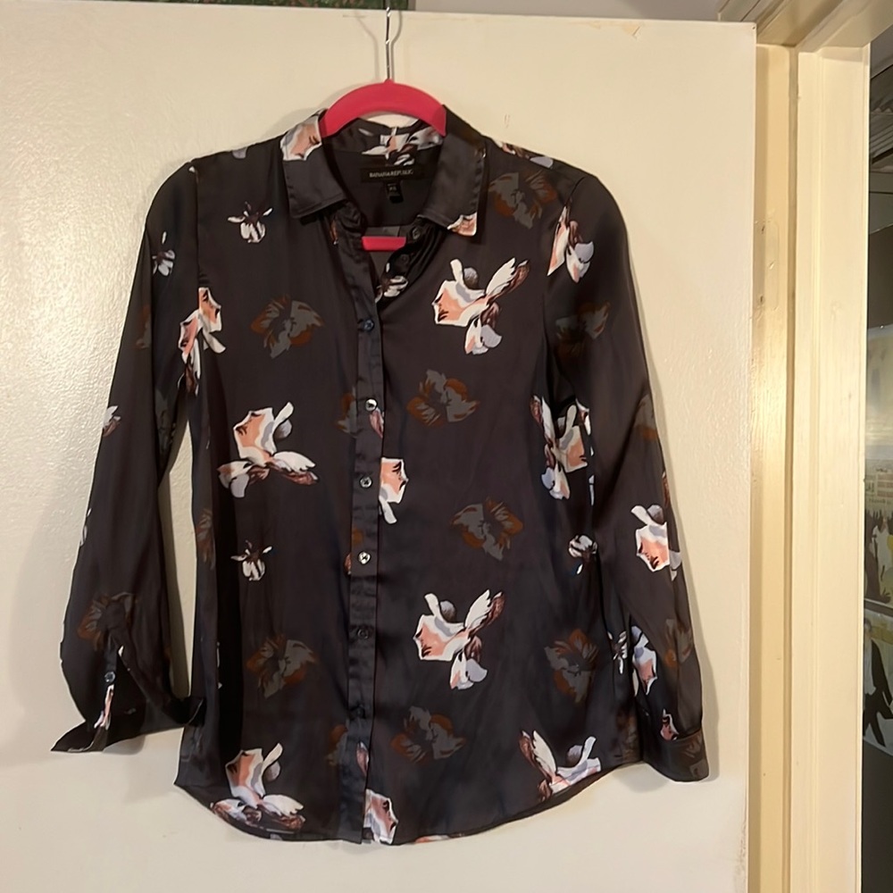 Banana Republic gray with floral satin blouse